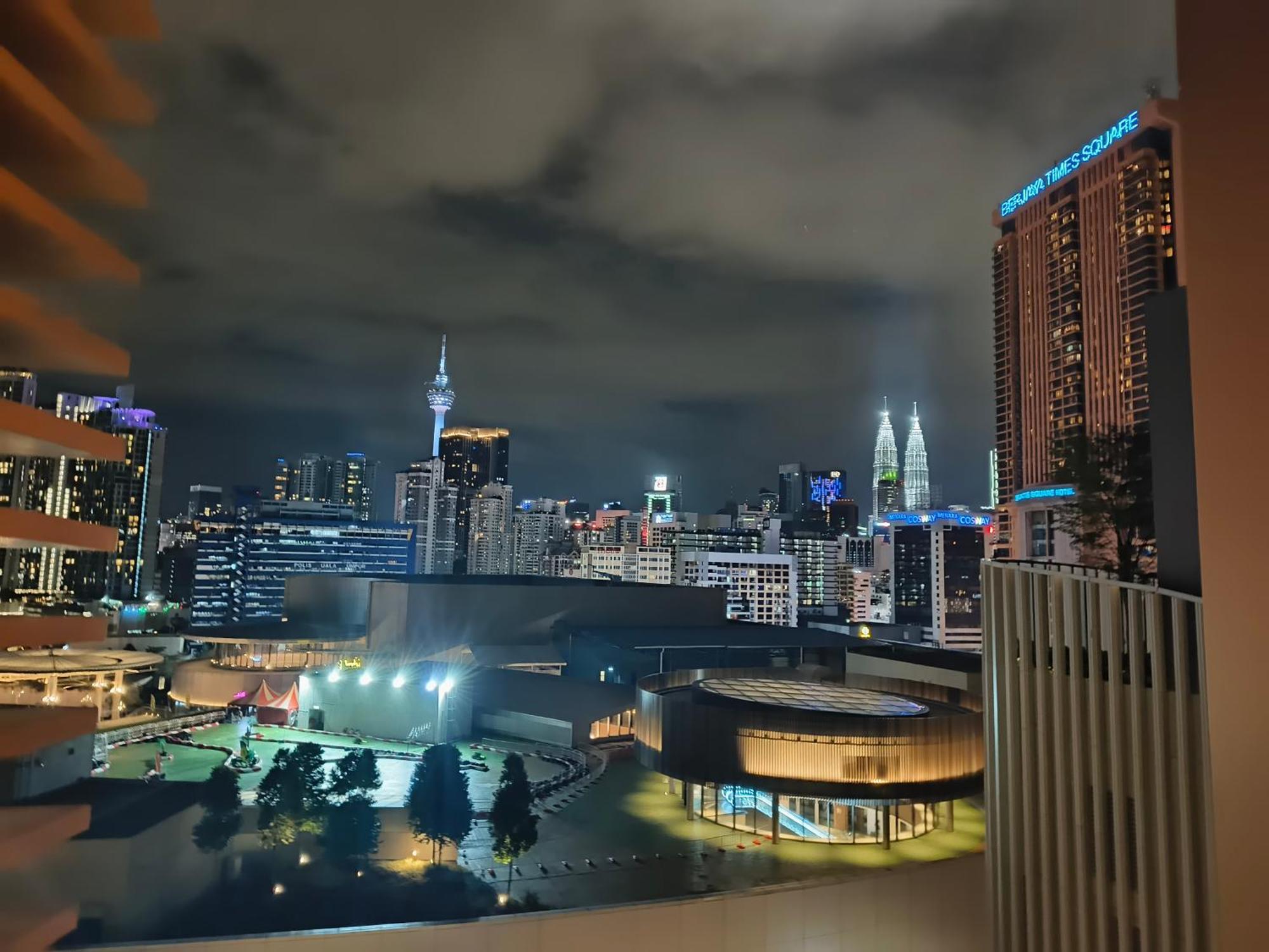 Lucentia Klcc By View Kuala Lumpur