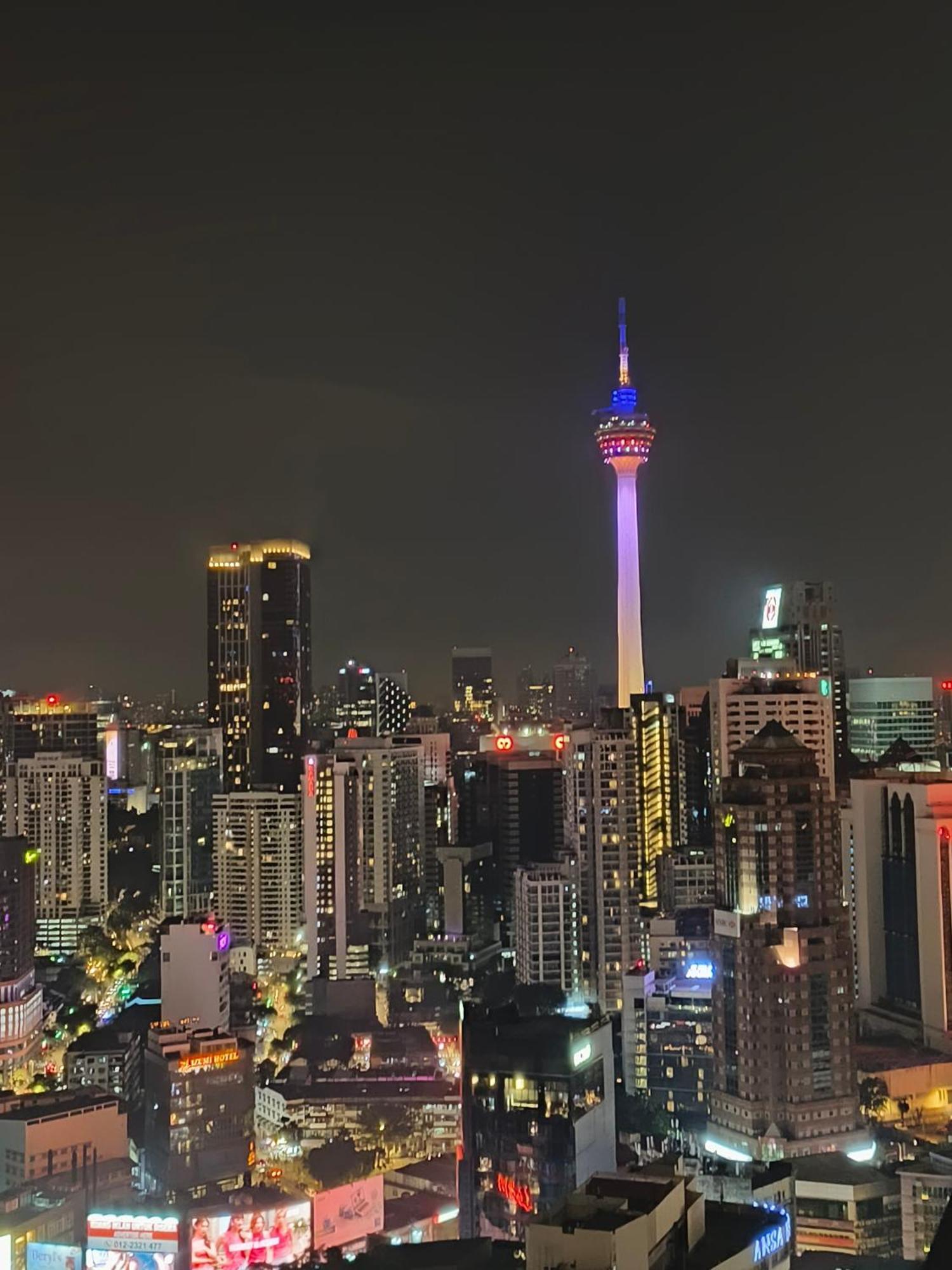 Lucentia Klcc By View Apartment *